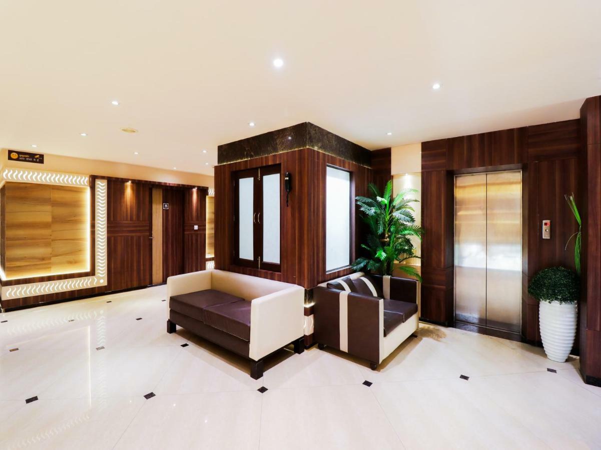 Capital O 46218 Royal Cottage Suite Канпур Екстериор снимка