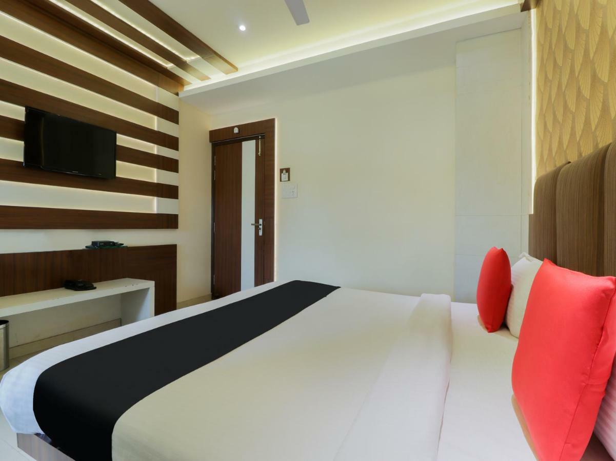Capital O 46218 Royal Cottage Suite Канпур Екстериор снимка