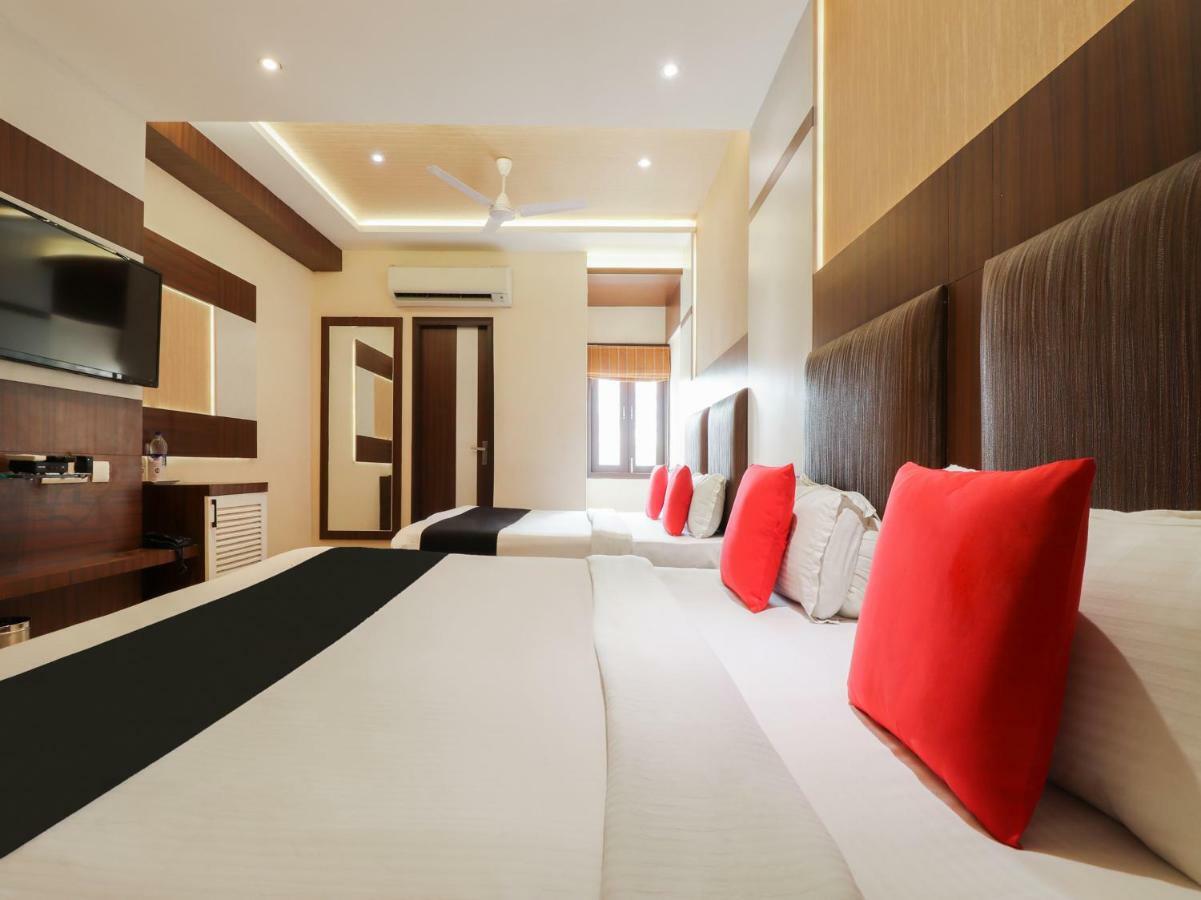 Capital O 46218 Royal Cottage Suite Канпур Екстериор снимка