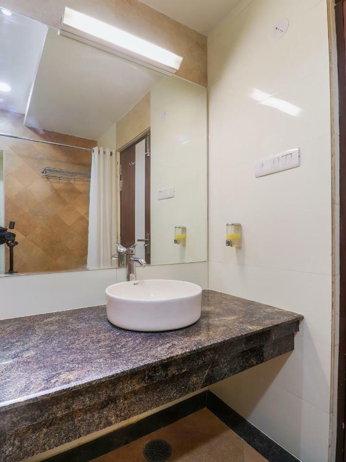 Capital O 46218 Royal Cottage Suite Канпур Екстериор снимка
