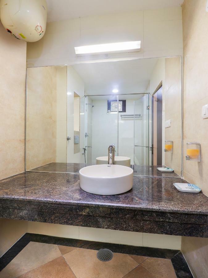 Capital O 46218 Royal Cottage Suite Канпур Екстериор снимка